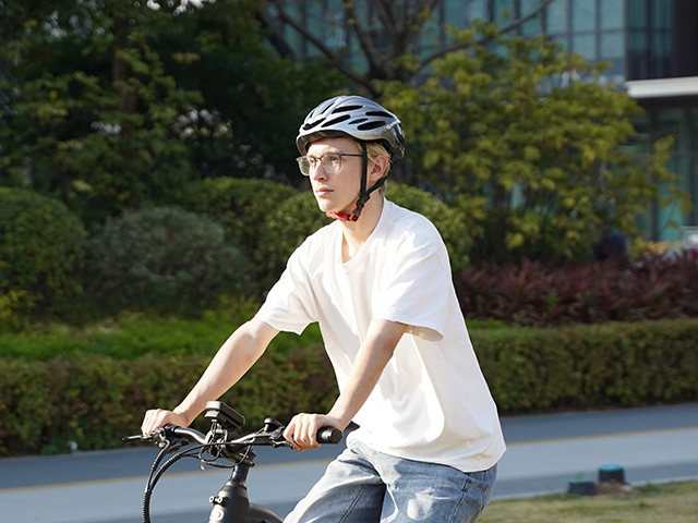 Helmet 2.0
